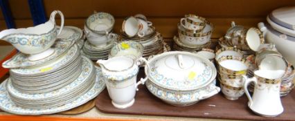 TEA & DINNERWARE IN TWO PATTERNS including Paragon, Queen Anne, Royal Albert 'Lovain'