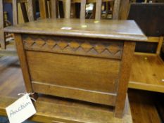 SMALL OAK HINGE TOP SLIPPER BOX