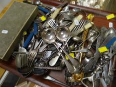 ASSORTED BOXED & LOOSE FLATWARE