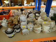ASSORTED TEAWARE including Royal Doulton 'Monmouth' pattern, Japanese export, Portmeirion one cup