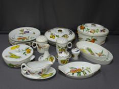 QUANTITY OF ROYAL WORCESTER EVESHAM DINNERWARE including covered tureens and bowls