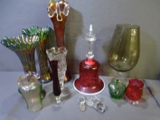 GOOD PARCEL OF ART & SIMILAR GLASSWARE