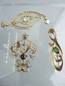THREE 9CT BROOCHES, various shapes with precious stones, 7.4gms