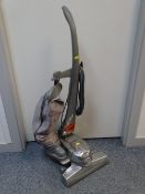 KIRBY UPRIGHT VACUUM CLEANER E/T