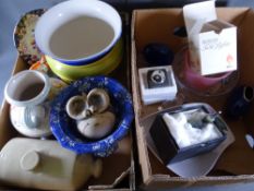 QUANTITY OF MIXED PORCELAIN including a cow creamer, miscellaneous glassware, a carton ware bowl and