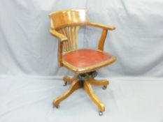 VINTAGE OAK SWIVEL OFFICE CAPTAIN'S TYPE CHAIR, 83cms H, 61cms W, 45cms seat D