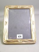 20TH CENTURY SILVER PHOTOGRAPH FRAME, London 1987, 23.5 x 18cms (easel back missing)