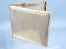9CT GOLD CIGARETTE CASE, engine turned back and front, 3.7ozs (117grms), Birmingham 1932,