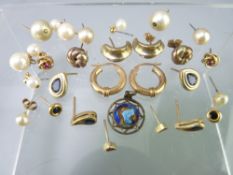 9CT GOLD, YELLOW METAL & SIMULATED PEARL EARRINGS, thirteen pairs, and a small white metal and