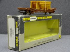 WRENN - W5103 LOWMAC WAGON (with load) unused, excellent, boxed only 174 made