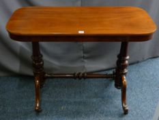 WELL PRESENTED VICTORIAN MAHOGANY SIDE TABLE, rectangular top with curved corners on turned supports