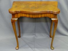 FOLDOVER CARD TABLE with shaped top and pad feet