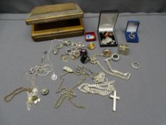 TWENTY-FIVE PLUS WHITE & YELLOW METAL RINGS, chunky chains, necklaces and other jewellery, some