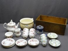 MIXED GROUP OF COLLECTABLES including a vintage advertising pine box for Hudson's Dry Soap, a