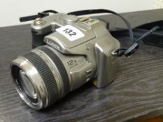 PANASONIC LUMIX CAMERA with Leica lens