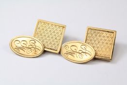 A Pair of Gentleman's 9ct Gold Cufflinks