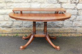 A Quality Solid Oak Oval Extending Dining Table