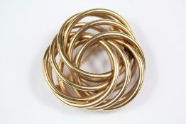 A 9ct Yellow Gold Circular Brooch