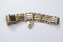 A 9ct Gold Gatelink Bracelet
