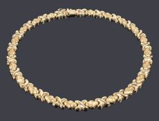 A contemporary Continental 14K gold necklace