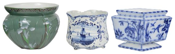 An Aesthetic period lozenge shaped blue and white planter and three others (4)