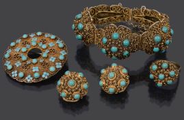 A mid 20th Century Chinese turquoise set filigree bracelet, ring, brooch and ear clips (4)