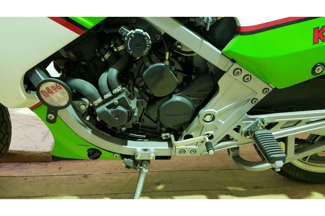 1984 Kawasaki KR250, 249 cc. Registration number H802 GND. Frame number KH250 A 005843. Engine - Image 9 of 14