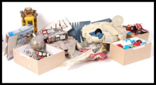 ASSORTED MIXED COLLECTION OF TOYS