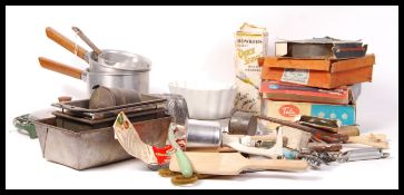 ASSORTED VINTAGE TIN BAKING ACCESSORIES AND EQUIPMENT
