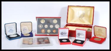 A 1989 Royal Mint United Kingdom proof coin collection along with a 1977 The Queen's Jubilee proof