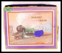 HORNBY SERIES MADE 00 GAUGE MODEL RAILWAY CLOCKWORK TRAIN