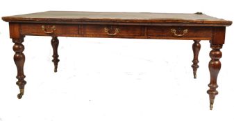 19TH CENTURY VICTORIAN OAK LARGE LIBRARY TABLE - PARTNERS DESK