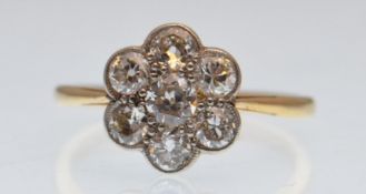 18CT GOLD PLATINUM DIAMOND CLUSTER RING