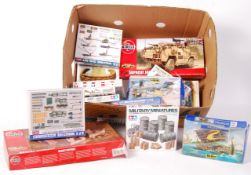 COLLECTION OF ASSORTED BOXED MILITARY PLASTIC MODEL KITS