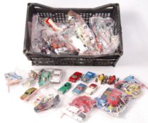 GOOD LARGE COLLECTION OF ASSORTED VINTAGE DIECAST