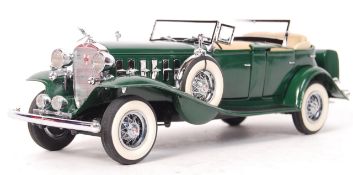 DANBURY MINT 1:24 SCALE PRECISION DIECAST MODEL CADILLAC