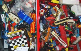 LARGE COLLECTION OF ASSORTED LOOSE DIECAST MODEL CARS & RELATED