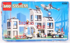 VINTAGE LEGO SYSTEM SET 6398 ' CENTRAL POLICE PRECINCT ' BOXED