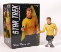 TITAN MERCHANDISE STAR TREK ORIGINAL SERIES JAMES KIRK BUST