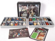 RARE VINTAGE STAR WARS CARRY CASE & ACTION FIGURES
