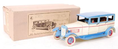 BEAUTIFUL DUSSELDORFER BLECH SPIELWAREN ' BARON 540 ' TIN CAR