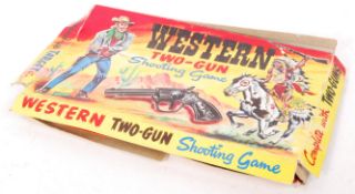 VINTAGE WESTERN TWO-GUN SHOOTING GAME