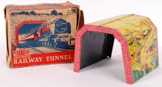 RARE VINTAGE METTOY MADE TINPLATE 0 GAUGE RAILWAY TUNNEL
