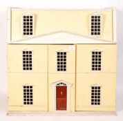 CHARMING VINTAGE GEORGIAN STYLE DOLLS HOUSE - WITH CONTENTS