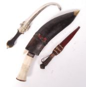 ASSORTED COLLECTION OF VINTAGE EASTERN AND AFRICAN