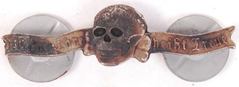 NAZI WAFFEN SS DEATH SKULL BREAST PLATE BADGE