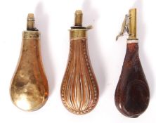 ASSORTED ANTIQUE 19TH CENTURY GUN POWDER FLASKS