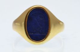 LAPIS LAZULI AND GOLD INTAGLIO SEAL RING