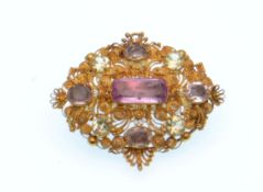GEORGIAN GOLD AND TOPAZ BROOCH