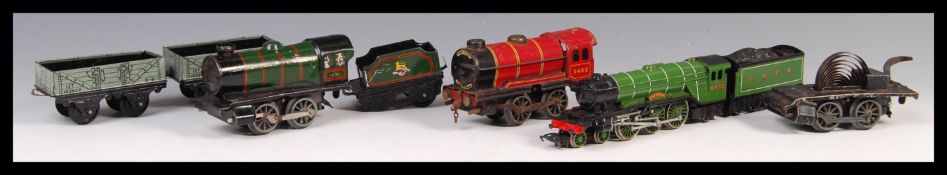 ASSORTED MODEL RAILWAY TRAINSET LOCOMOTIVES AND ROLLING STOCK